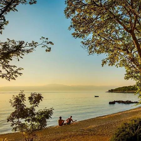 Aminess Style Atea Pitches Njivice